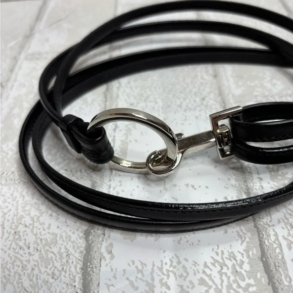 Black Leather Belt Womens vintage Y2K with Silver Buckle toggle bridle medium - Picture 2 of 7